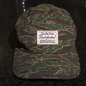 Undefeated Five Panel